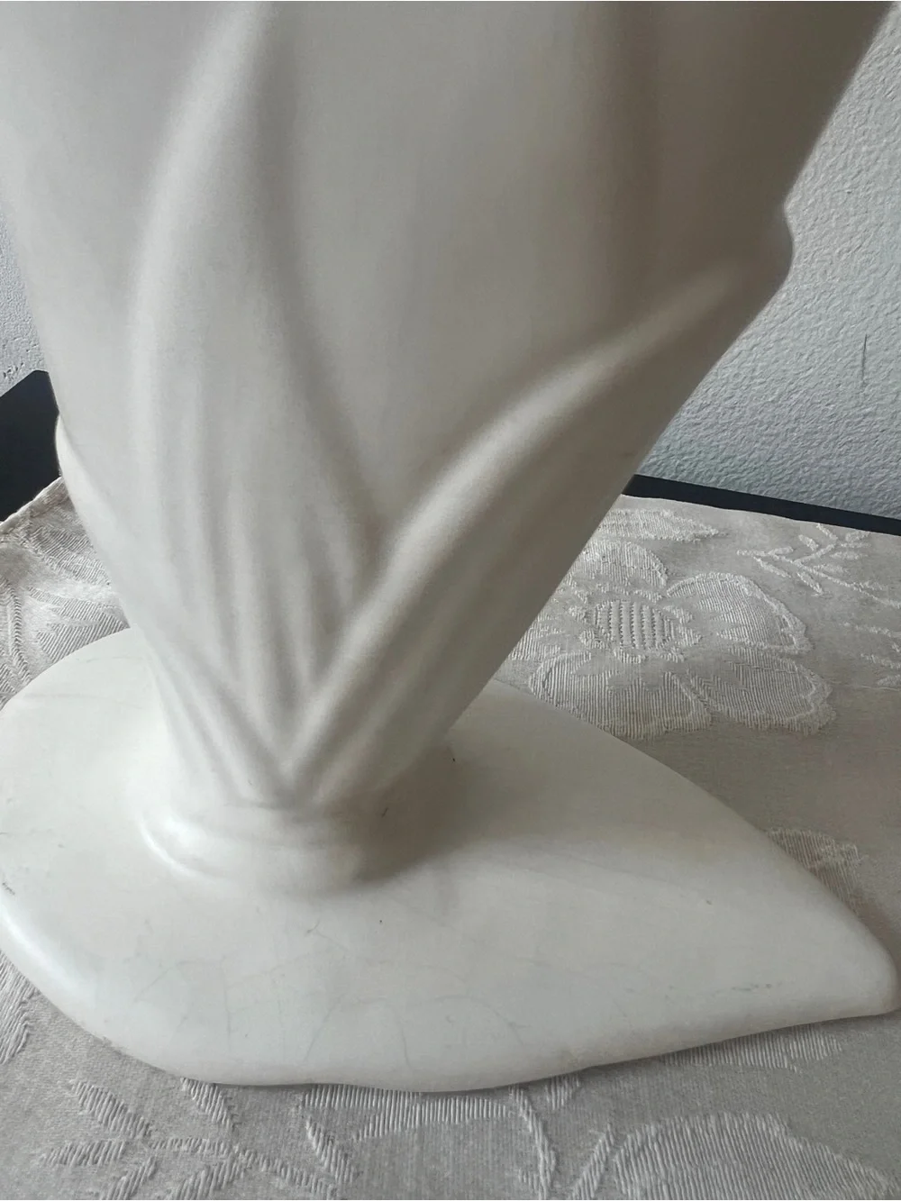 Haeger Pottery Leaf Vase